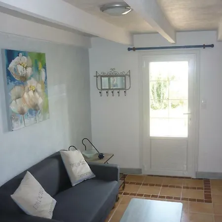 Casa de Férias Peque-lebre Saint-Daunes