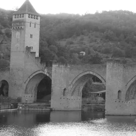 Casa de Férias Peque-lebre *